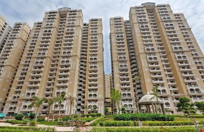 Royal City Residential Complex