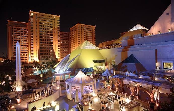 Golden Pyramids Plaza (City Stars)